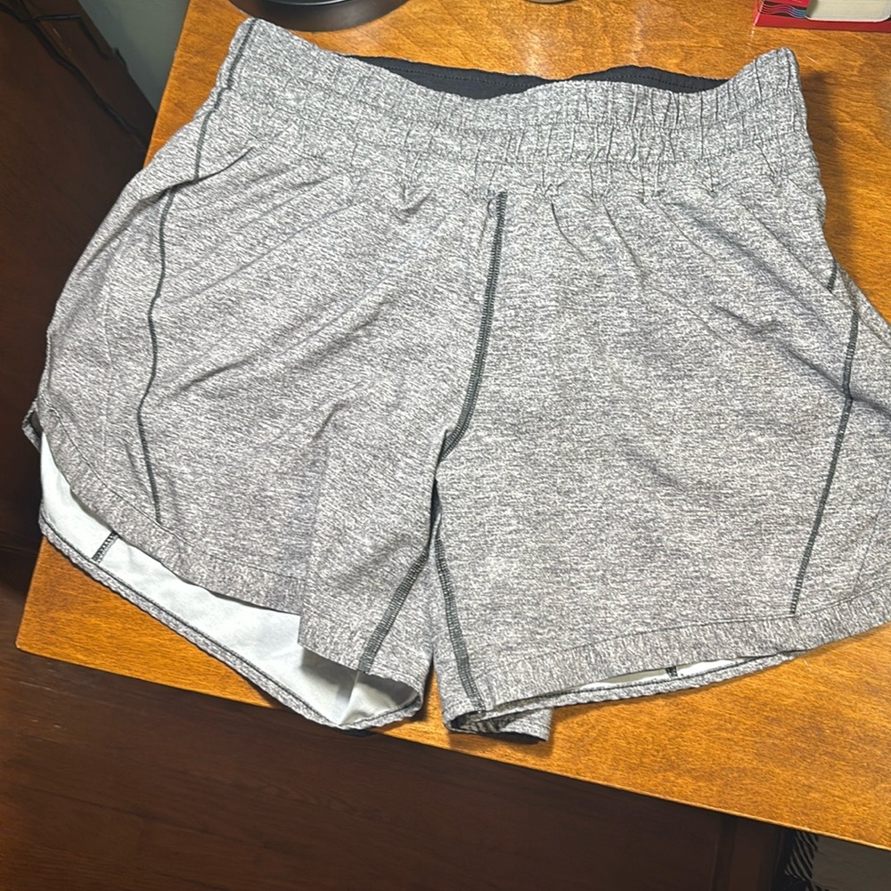 Lululemon Track That Mid-Rise Lined Short 5”